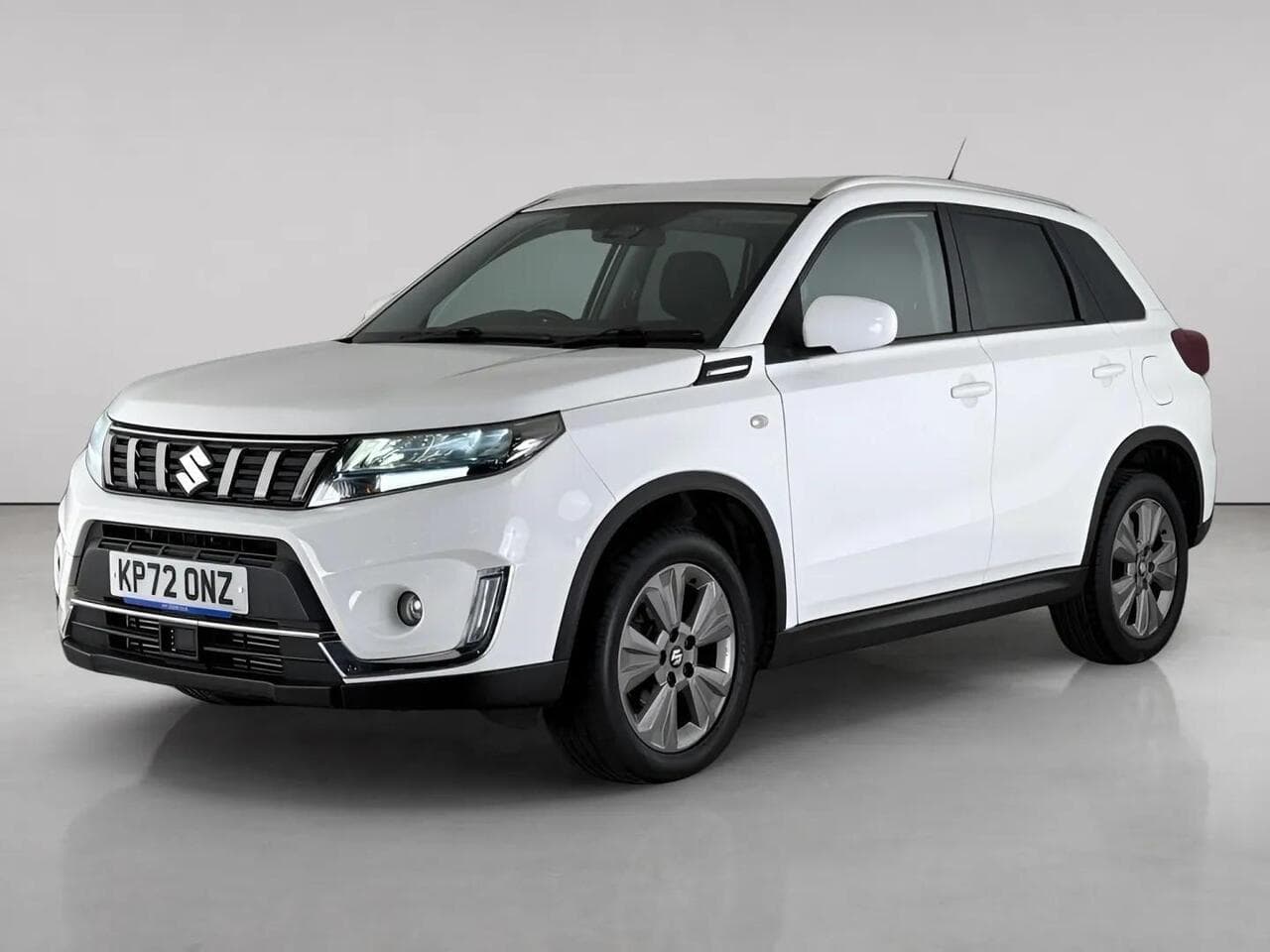 Suzuki Vitara thumbnail Front Left