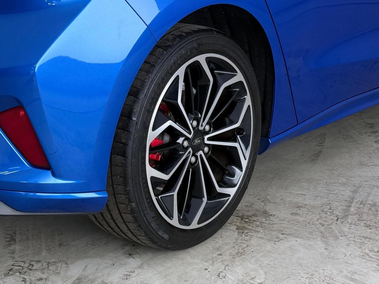 Ford Focus thumbnail Wheel