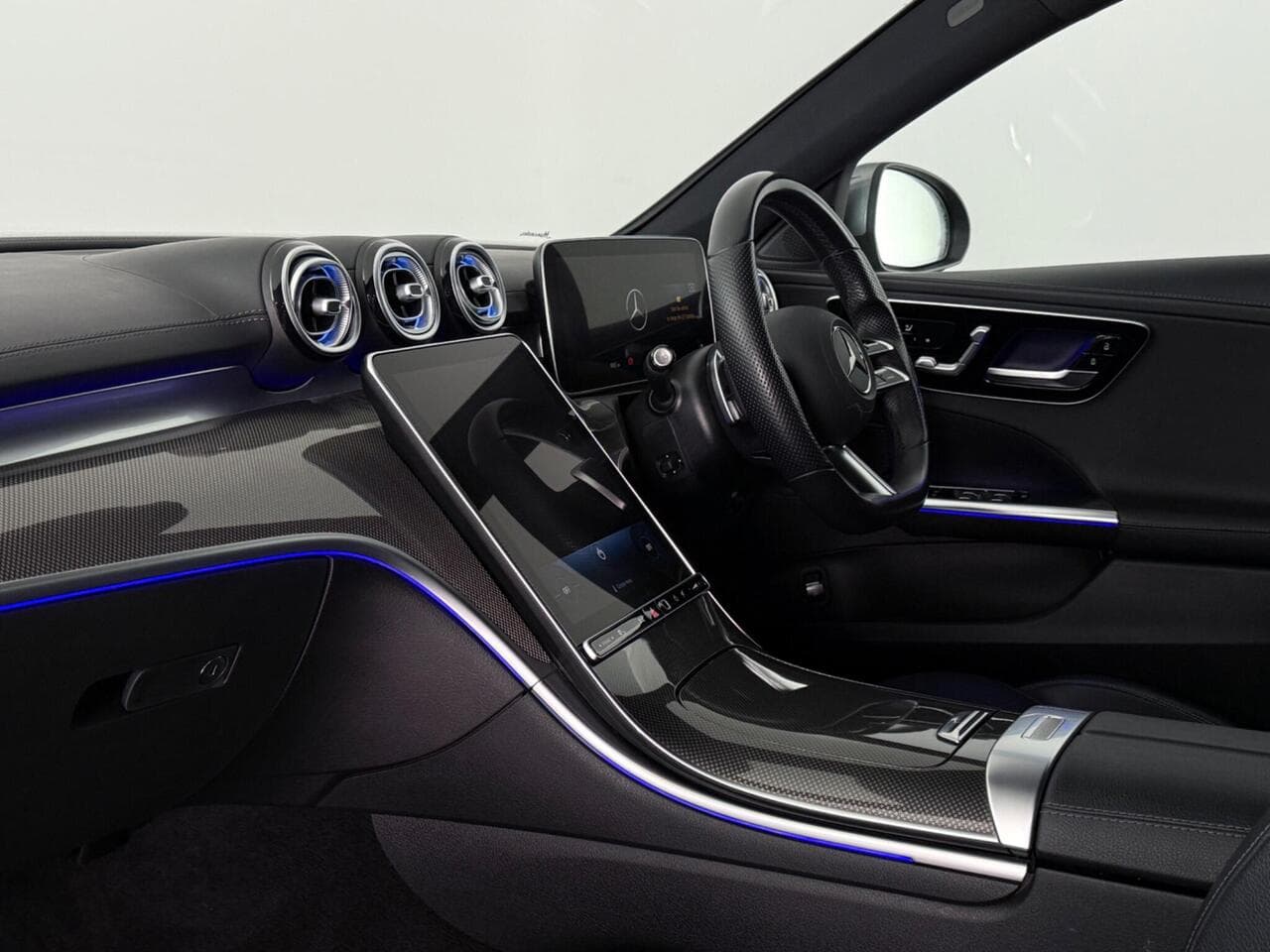 Mercedes-Benz C Class thumbnail Interior Front