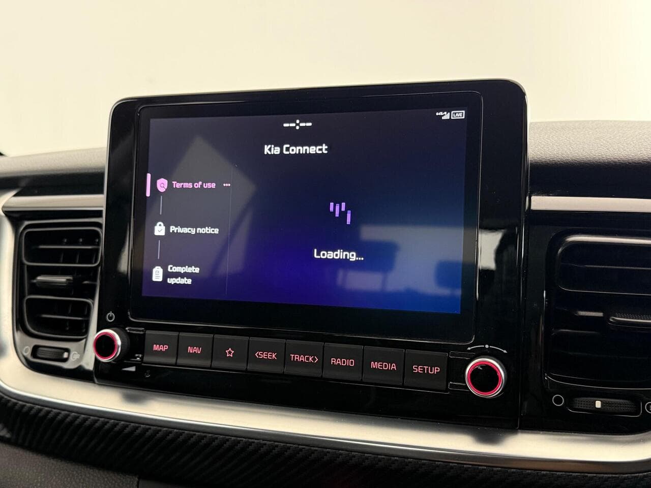 Kia Stonic thumbnail Infotainment System