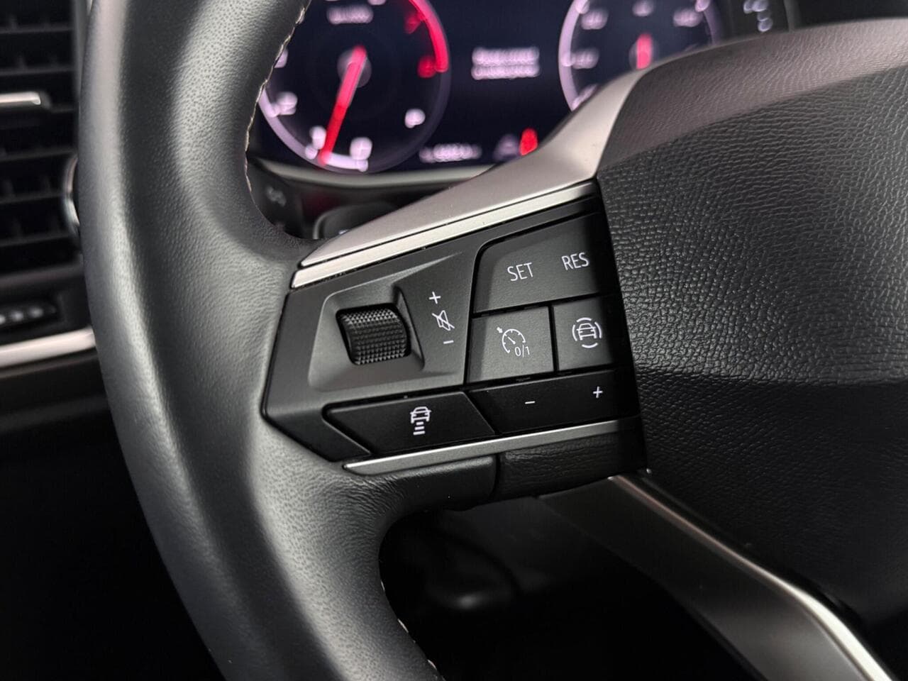 SEAT Ateca thumbnail Misc Controls