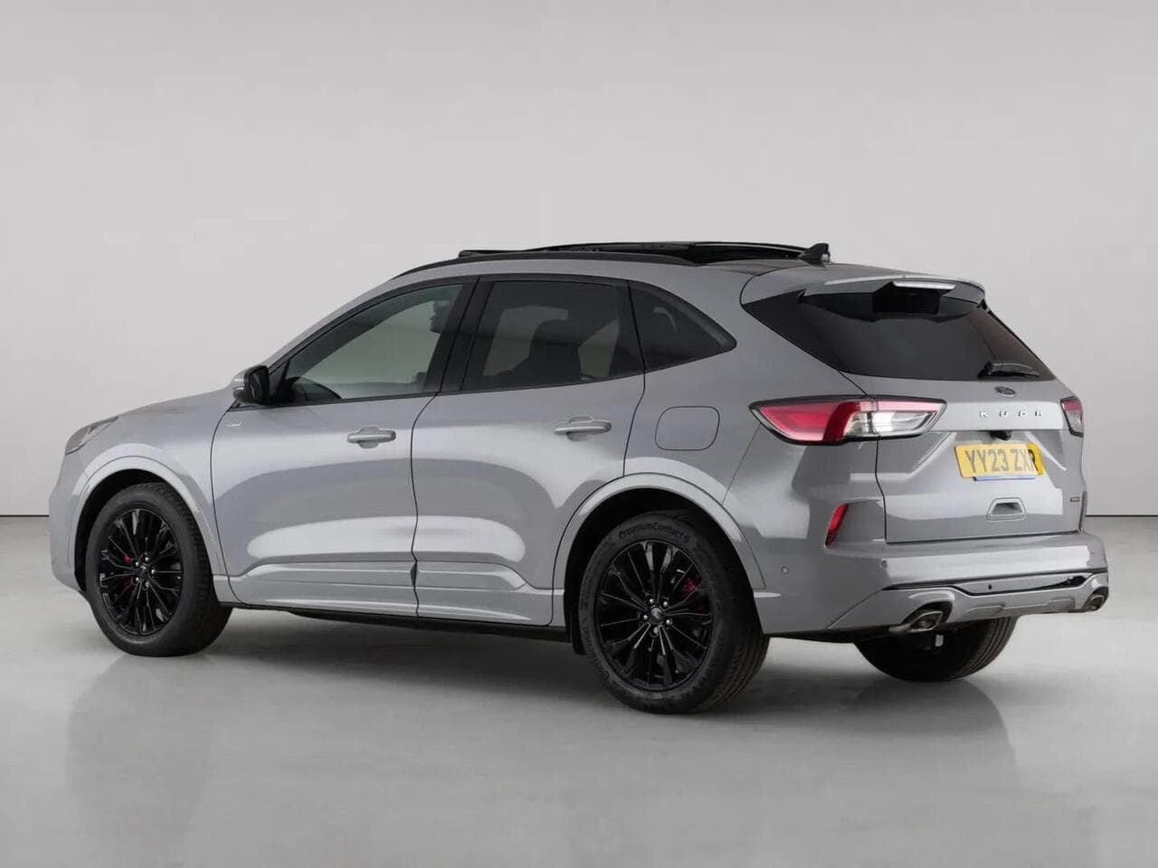 Ford Kuga thumbnail Rear Left