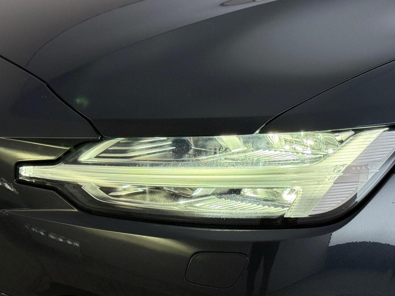 Volvo S60 thumbnail Lights Front