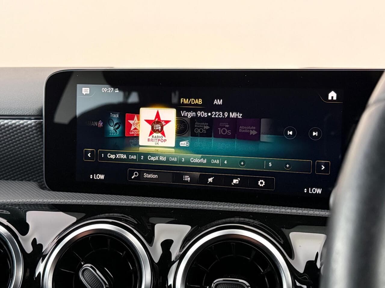 Mercedes-Benz A Class thumbnail Infotainment System