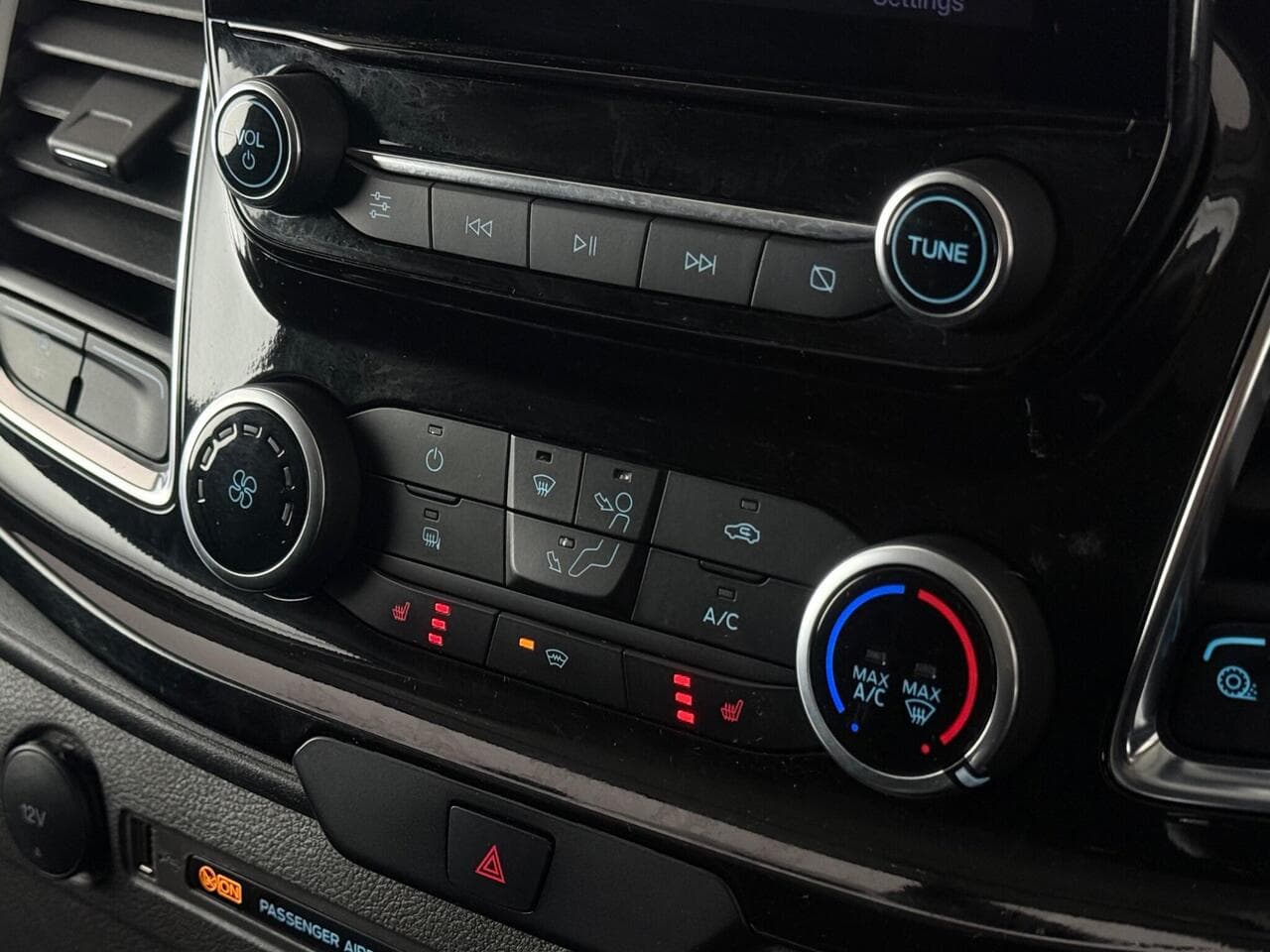 Ford Transit Custom thumbnail Interior Front