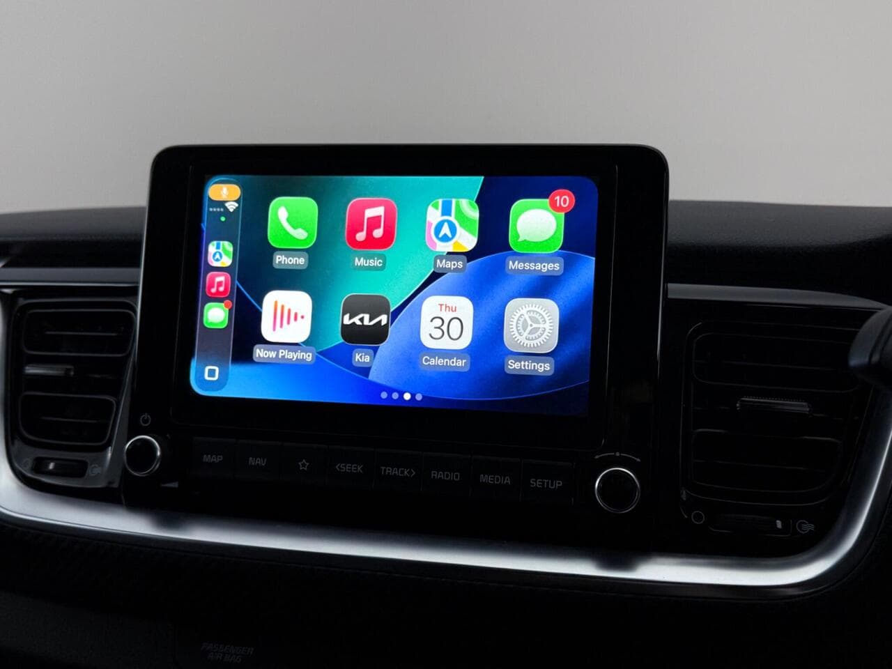 Kia Stonic thumbnail Infotainment System