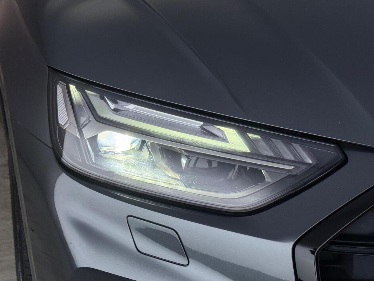 Audi Q5 thumbnail Lights Front