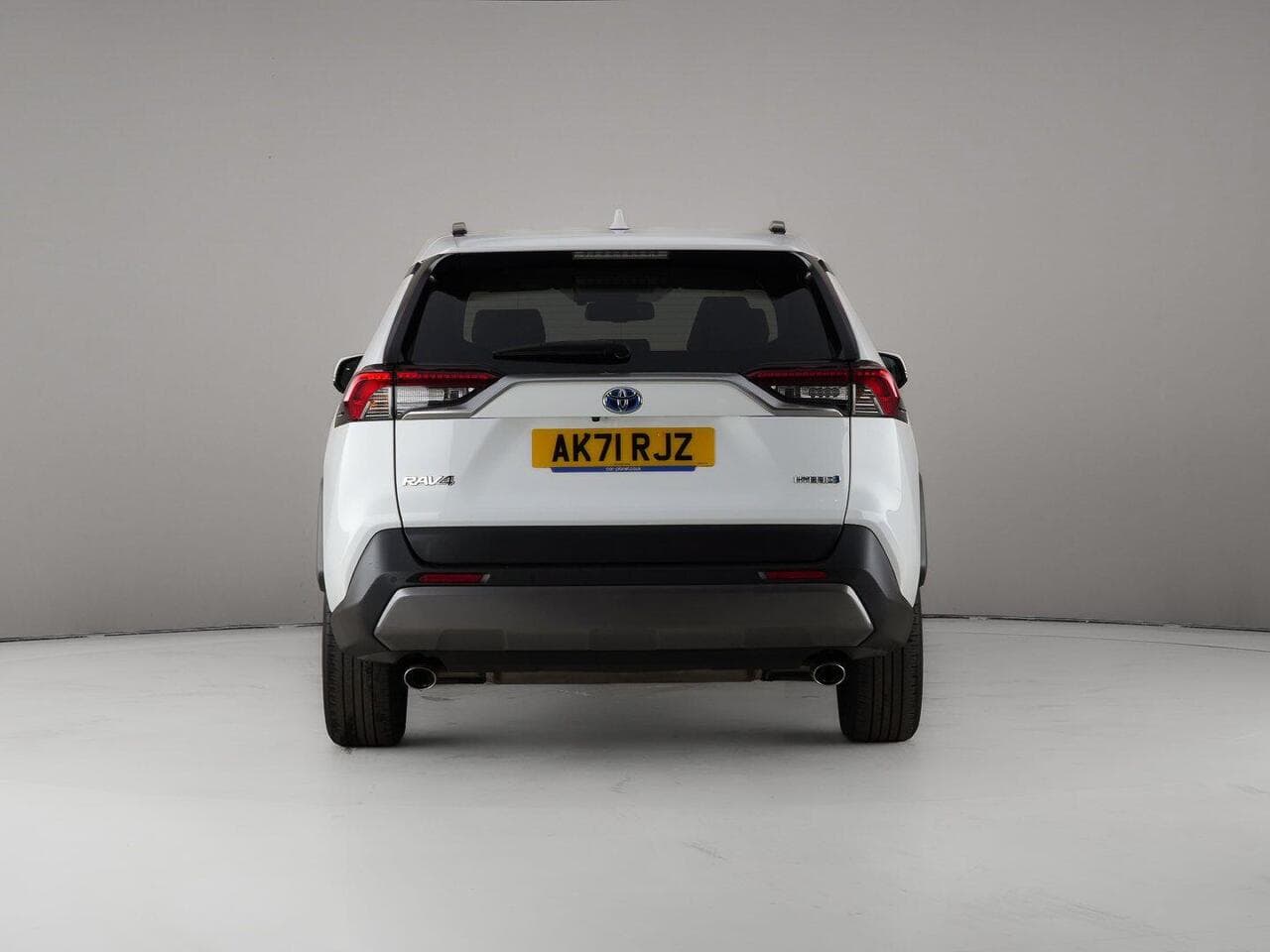 Toyota RAV4 thumbnail Rear