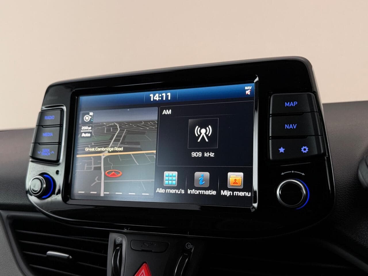 Hyundai i30 thumbnail Infotainment System