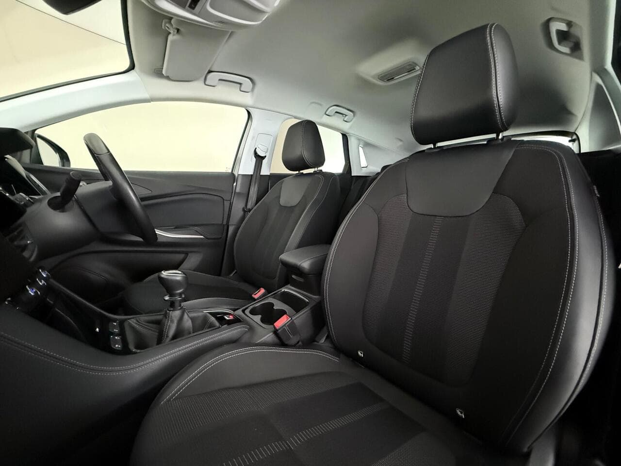 Vauxhall Grandland thumbnail Seat Front Passenger