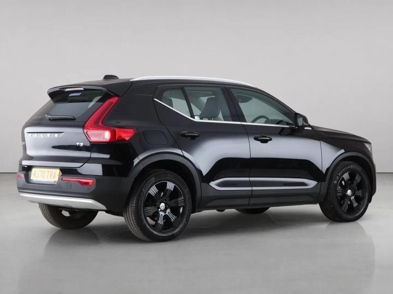 Volvo XC40 thumbnail Rear Right