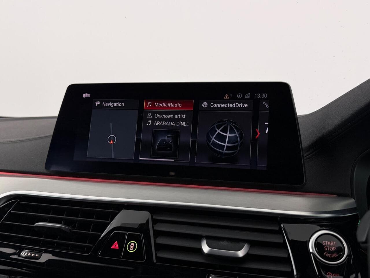 BMW 5 Series thumbnail Infotainment System
