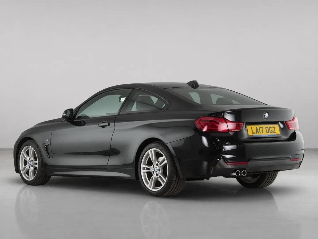 BMW 4 Series thumbnail Rear Left