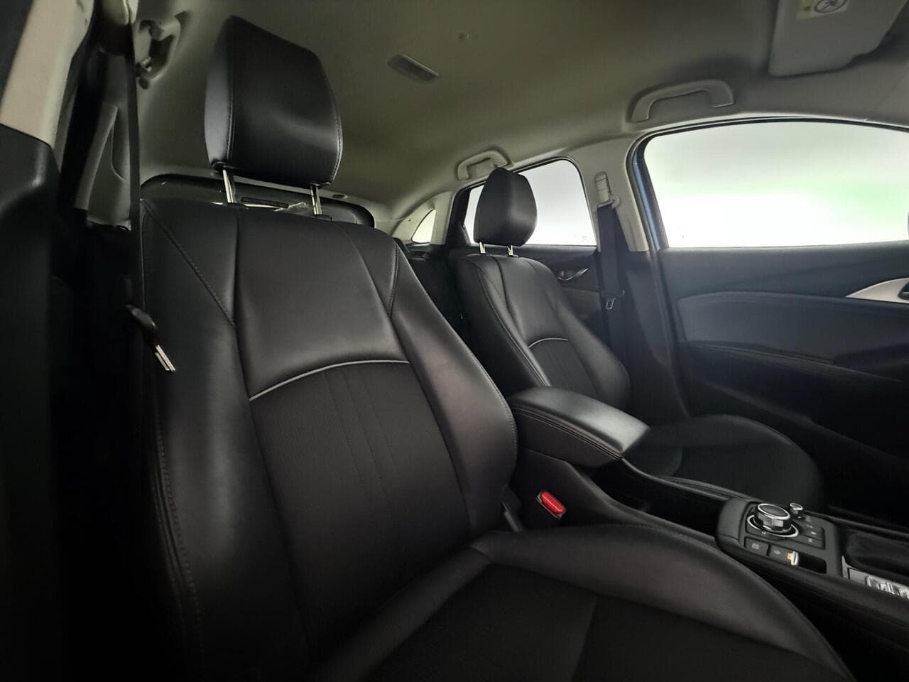 Mazda CX-3 thumbnail Seat Driver