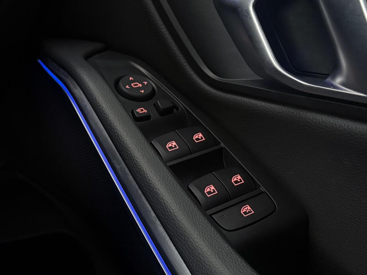BMW 3 Series thumbnail Misc Controls