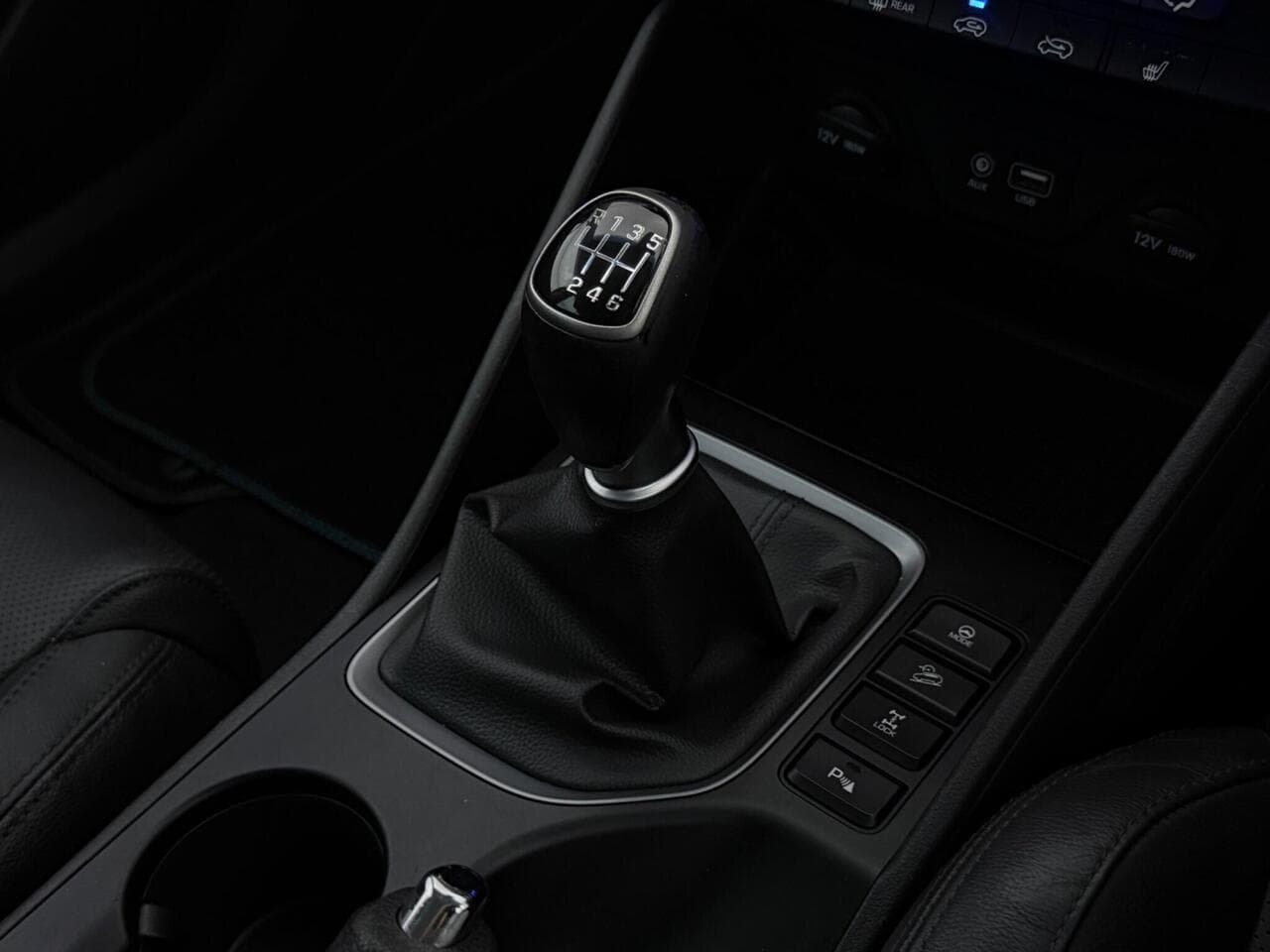 Hyundai TUCSON thumbnail Misc Controls