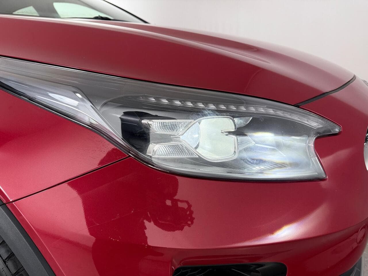 Kia XCeed thumbnail Lights Front