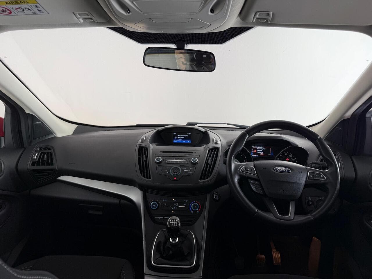 Ford Kuga thumbnail Interior Front