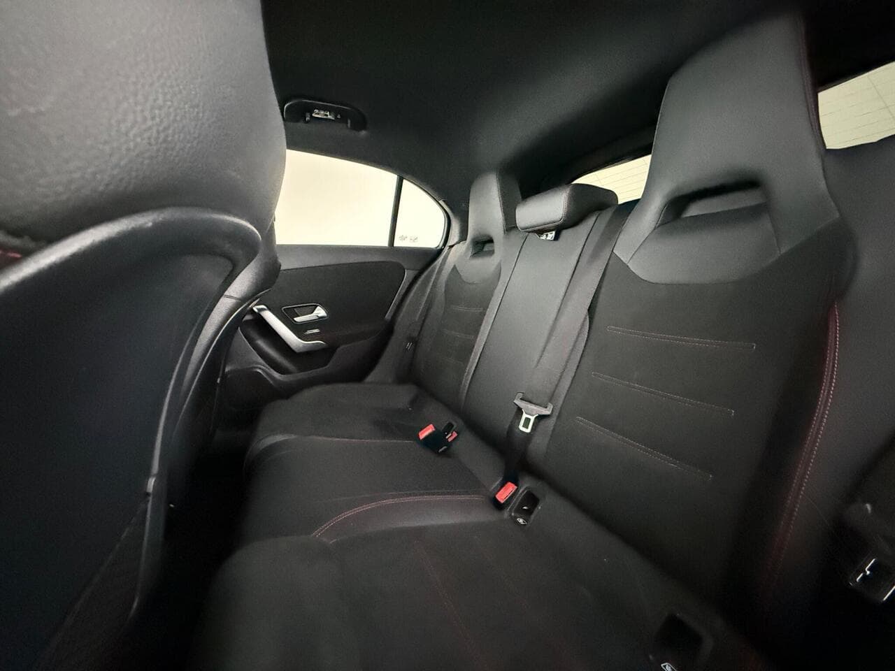 Mercedes-Benz A Class thumbnail Seats Rear