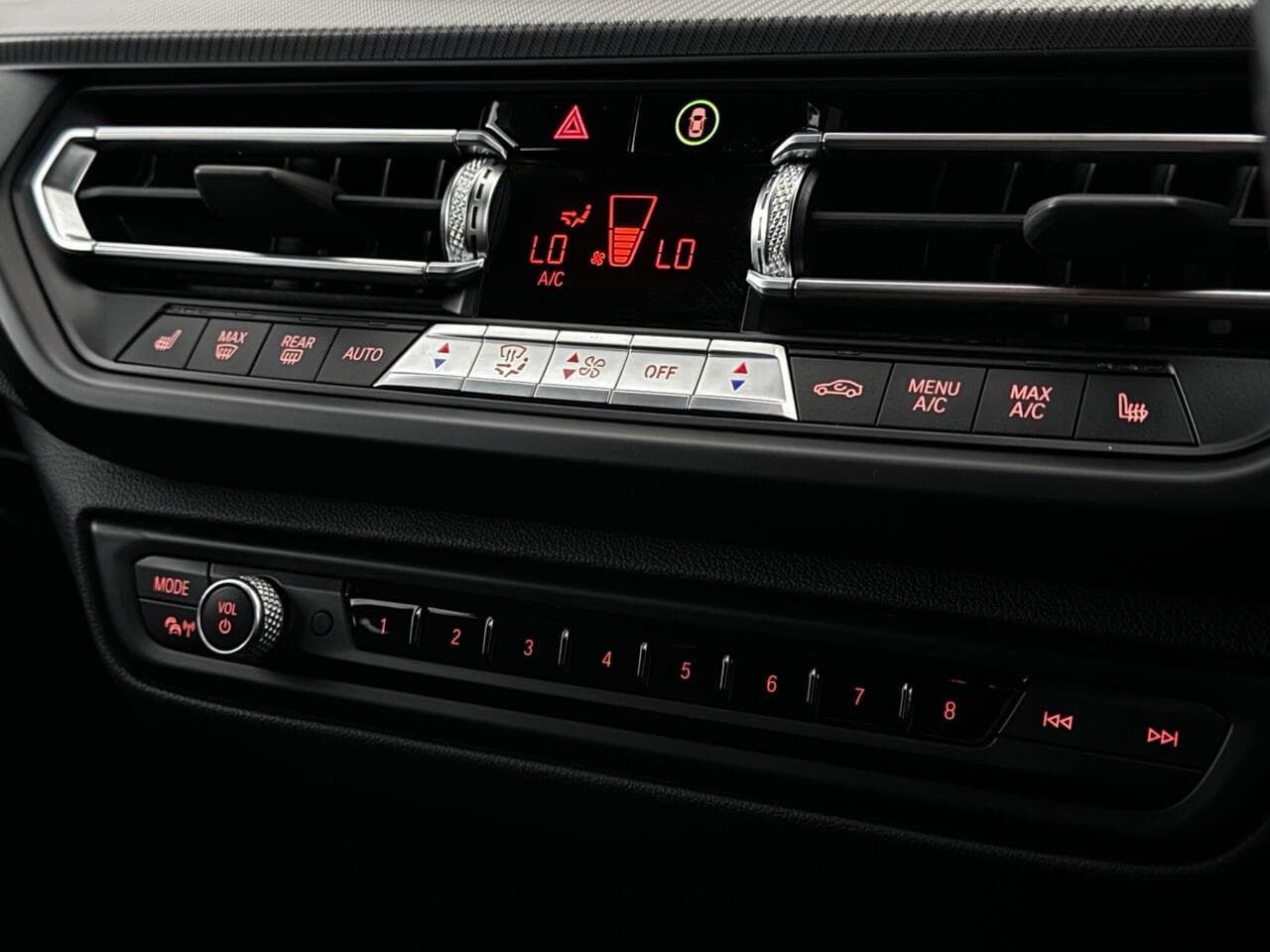 BMW 1 Series thumbnail Infotainment System