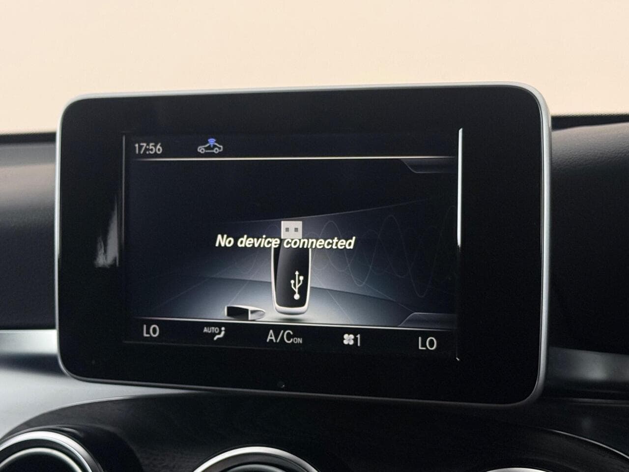 Mercedes-Benz GLC thumbnail Infotainment System