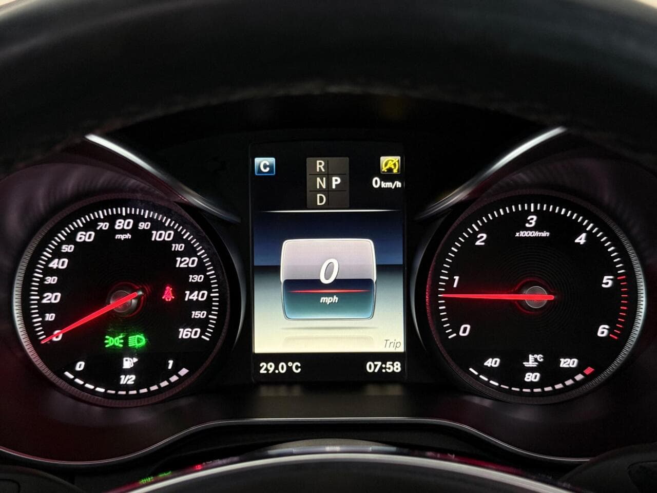 Mercedes-Benz GLC thumbnail Driver Instruments