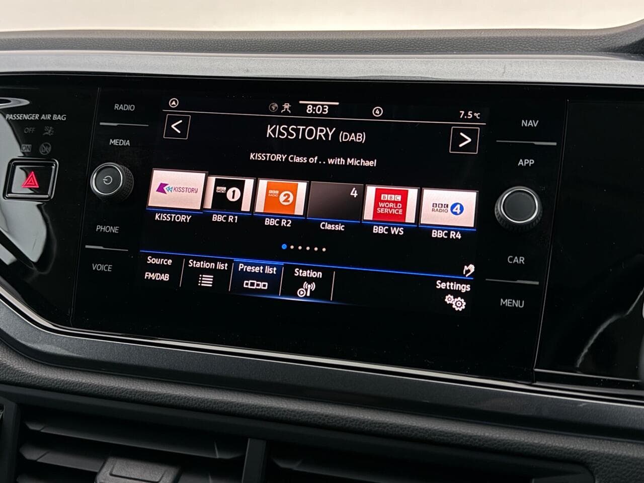 Volkswagen Taigo thumbnail Infotainment System