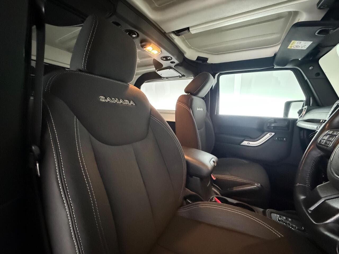 Jeep Wrangler thumbnail Seat Driver