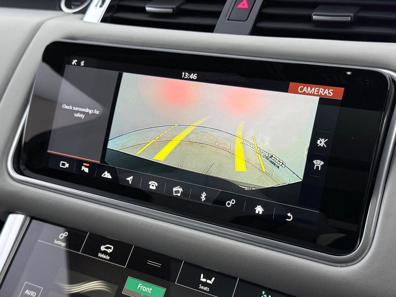 Land Rover Range Rover Sport thumbnail Infotainment System