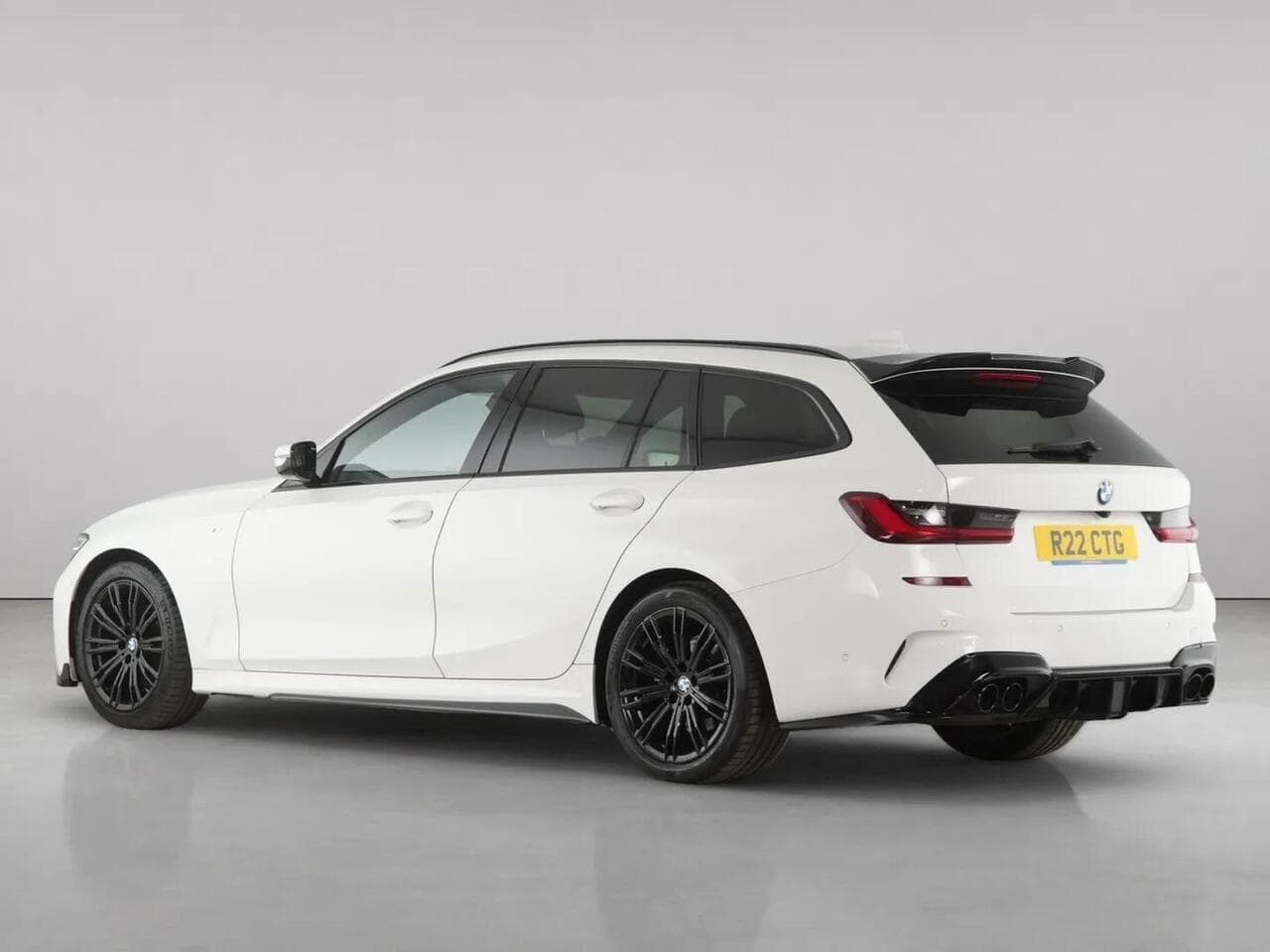 BMW 3 Series thumbnail Rear Left