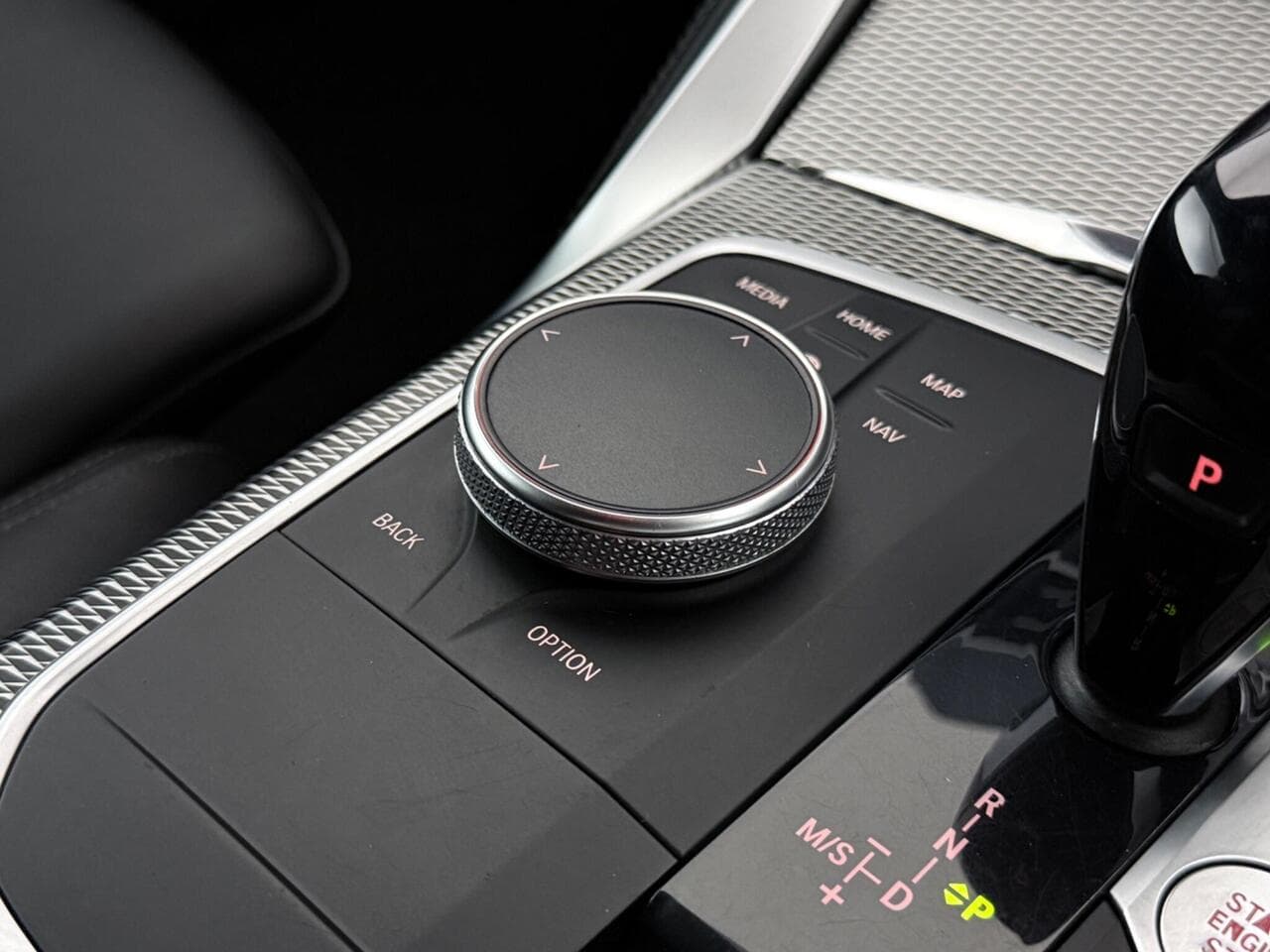 BMW 4 Series thumbnail Misc Controls