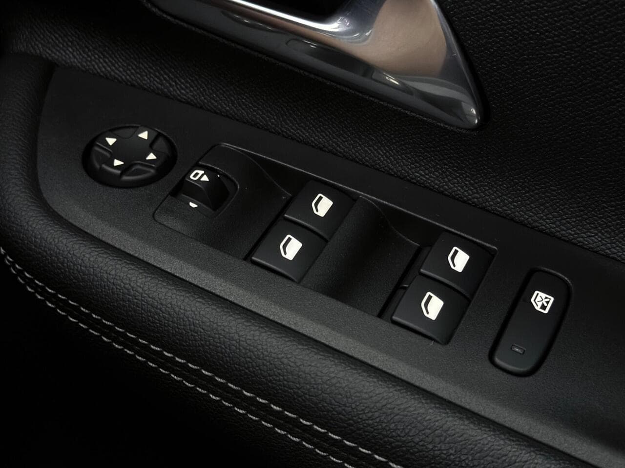 Vauxhall Mokka thumbnail Misc Controls