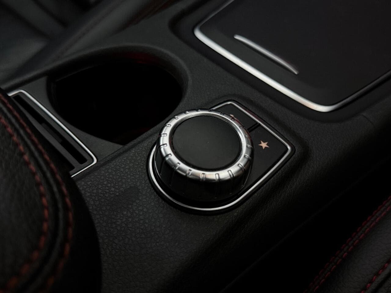 Mercedes-Benz A Class thumbnail Misc Controls