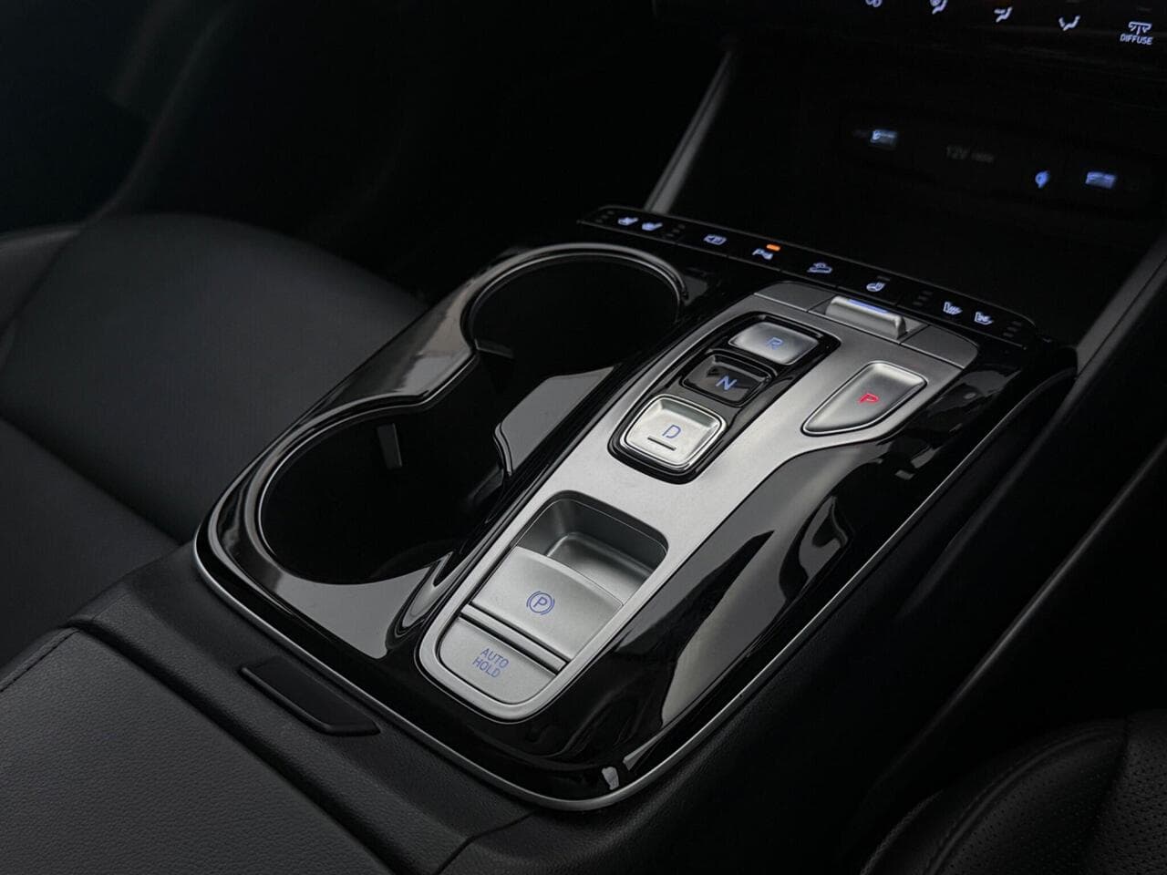Hyundai TUCSON thumbnail Interior Front