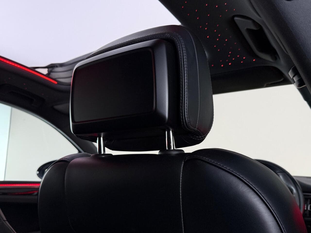 Porsche Macan thumbnail Inconclusive