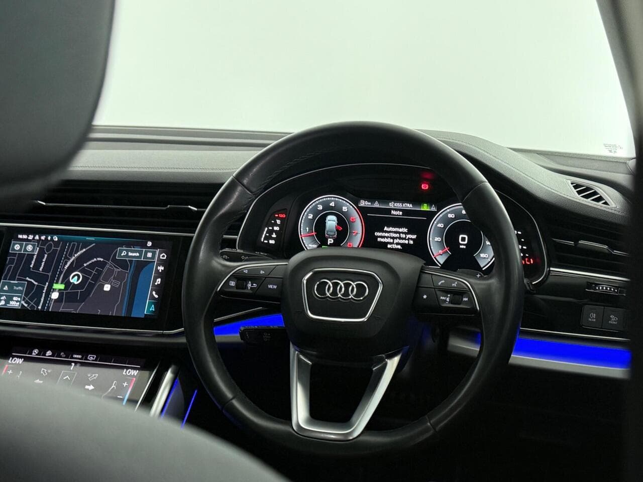 Audi Q7 thumbnail Steering Wheel