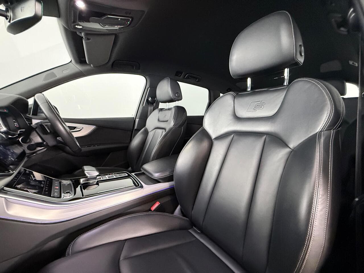 Audi Q7 thumbnail Seat Front Passenger