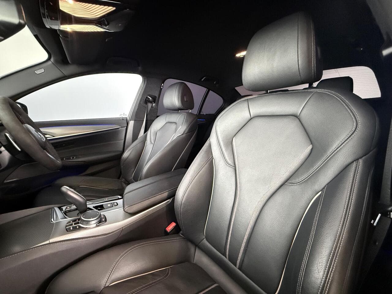 BMW 5 Series thumbnail Seat Front Passenger