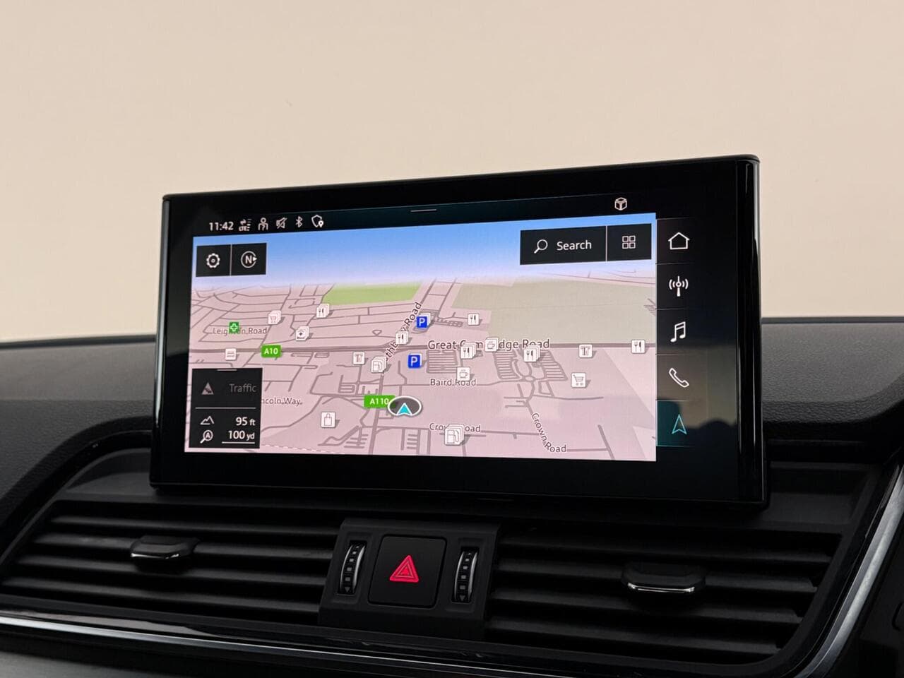 Audi Q5 thumbnail Infotainment System