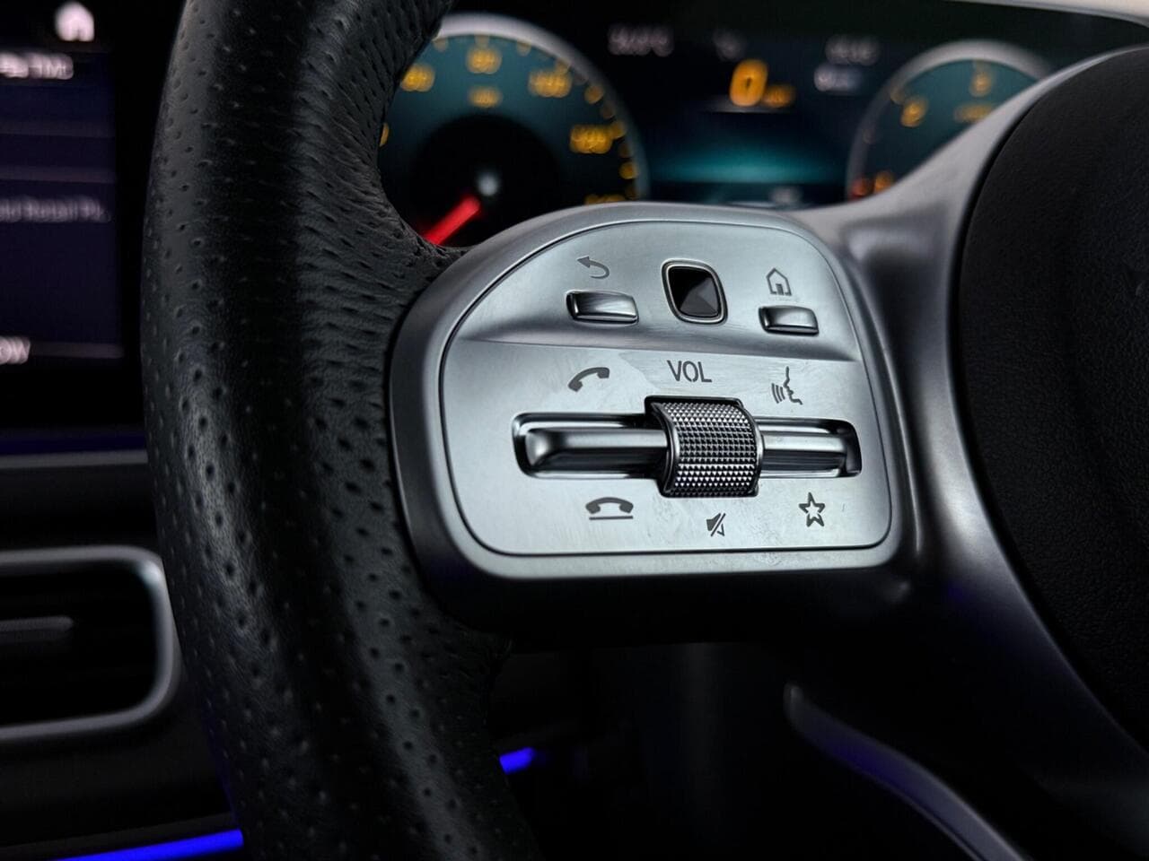 Mercedes-Benz GLE thumbnail Misc Controls