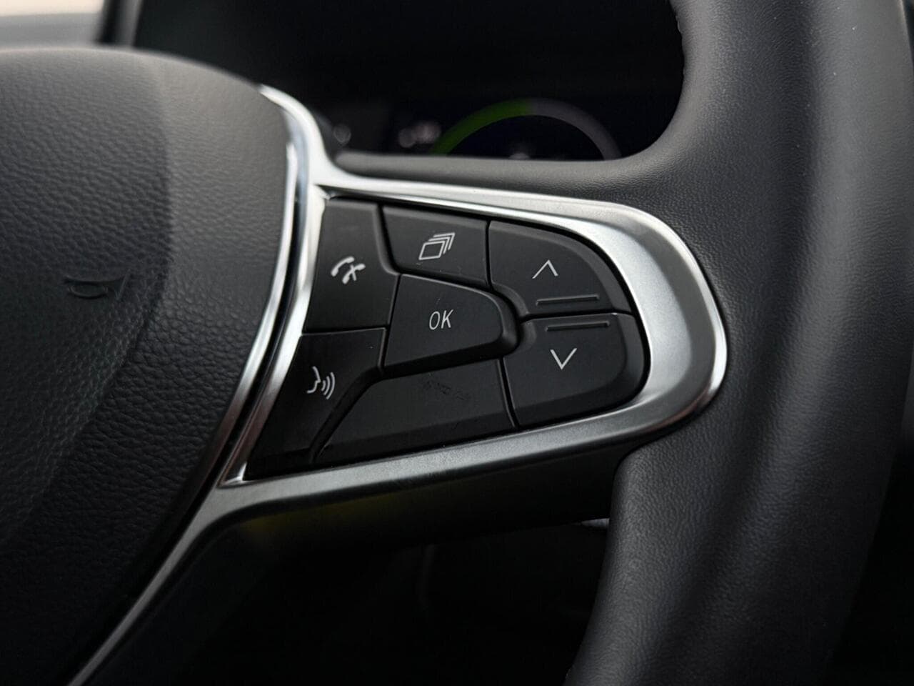 Renault Captur thumbnail Misc Controls