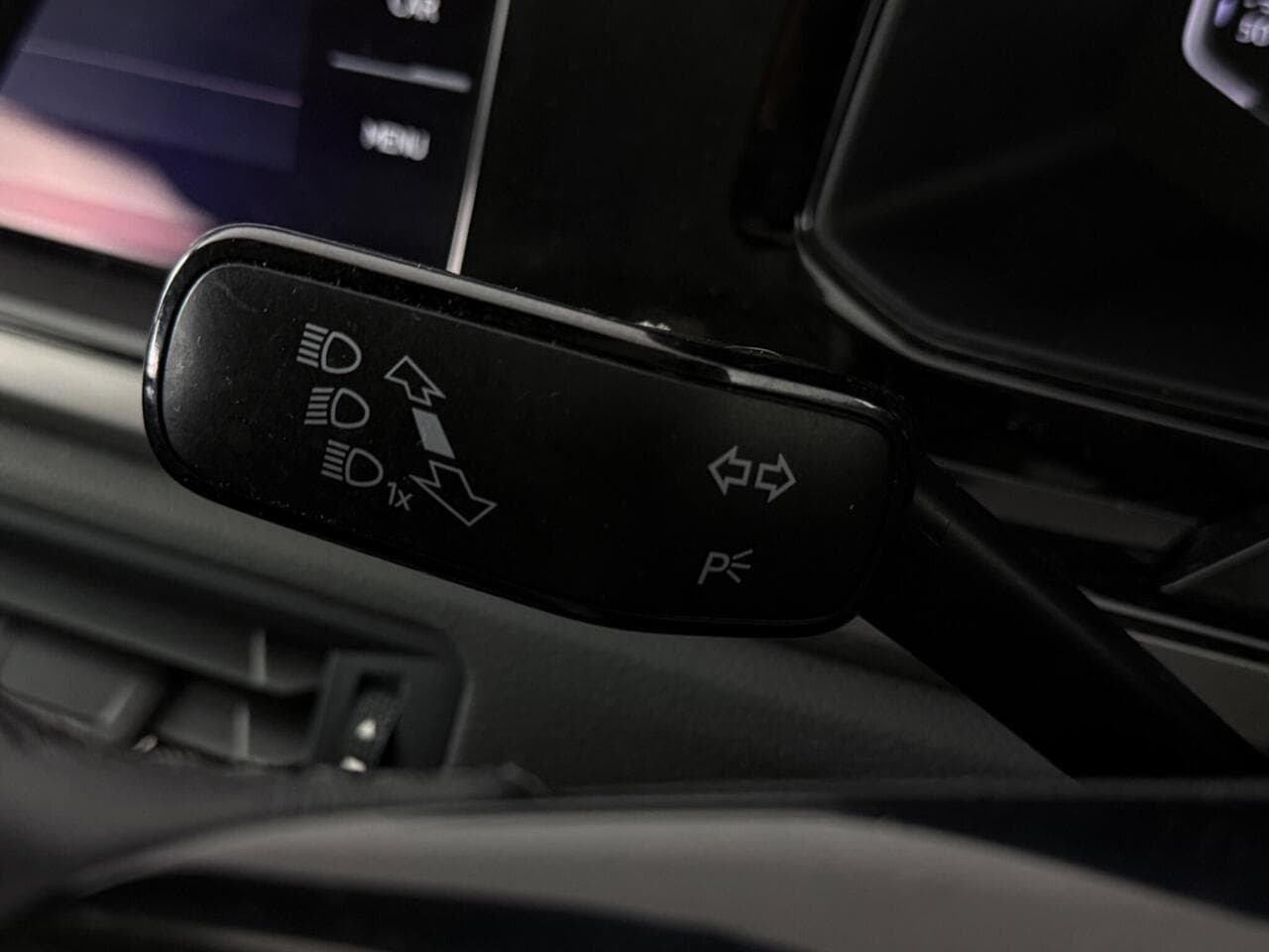 Volkswagen Polo thumbnail Misc Controls