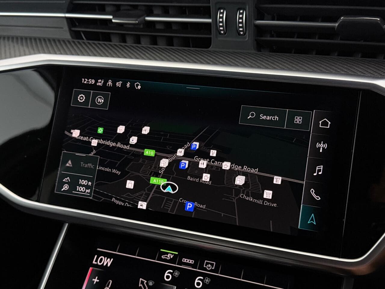 Audi A6 Avant thumbnail Infotainment System