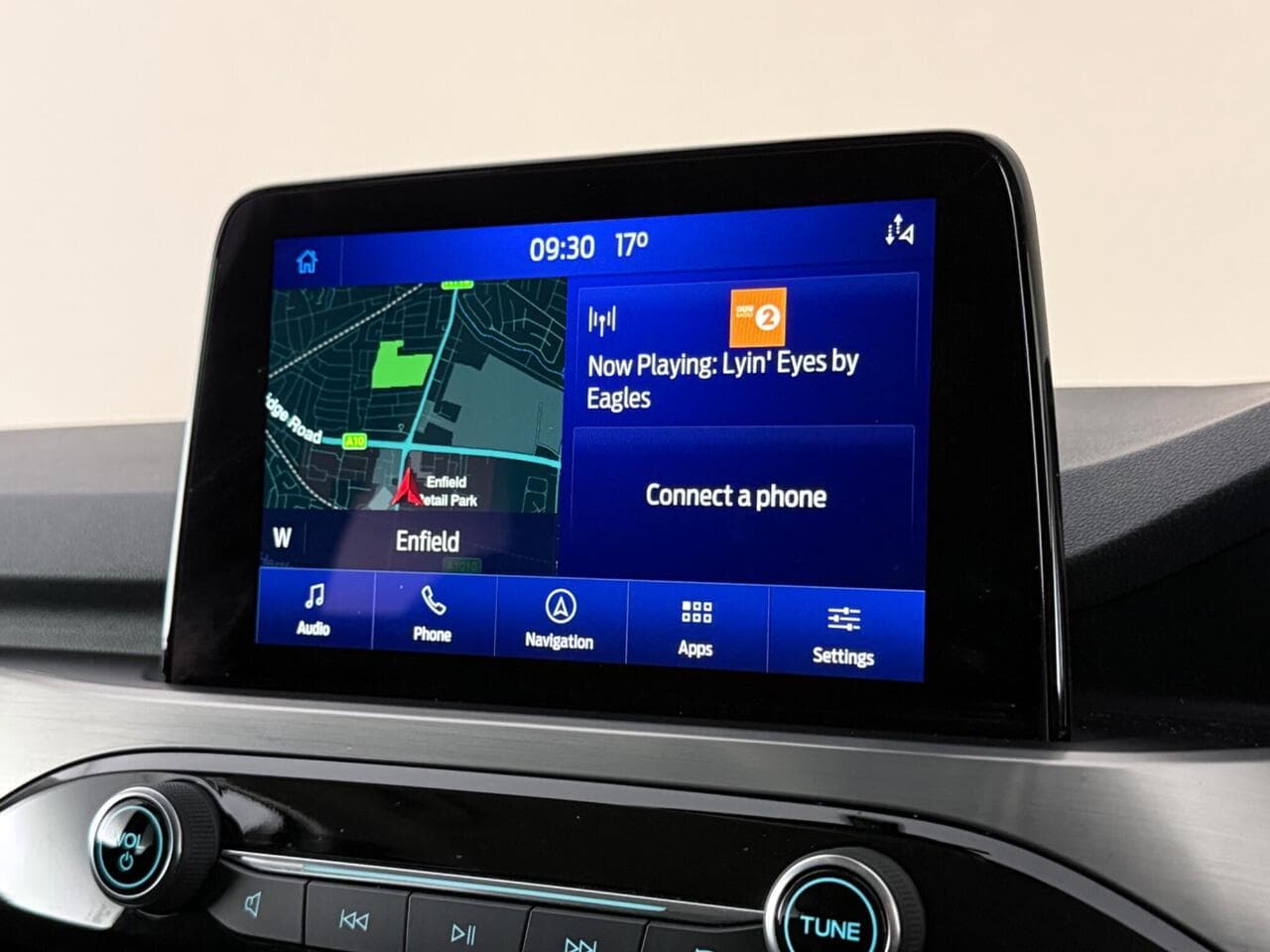 Ford Kuga thumbnail Infotainment System
