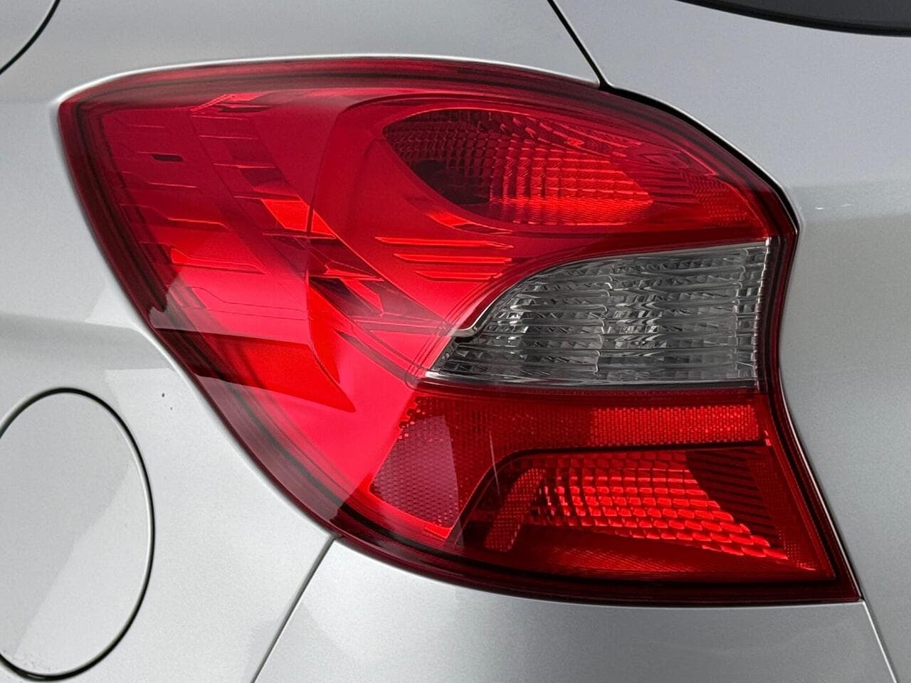 Ford Ka+ thumbnail Lights Rear