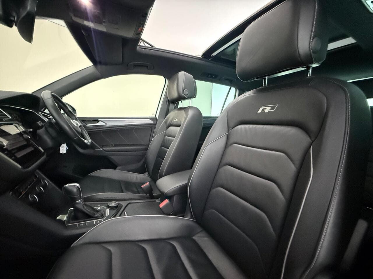 Volkswagen Tiguan thumbnail Seat Front Passenger