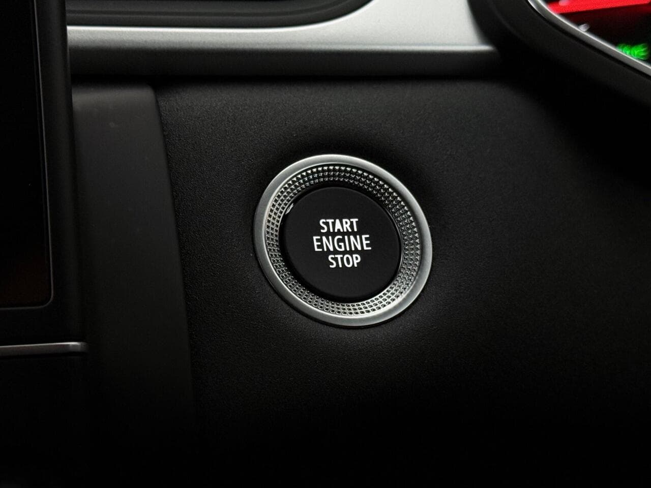 Renault Captur thumbnail Misc Controls