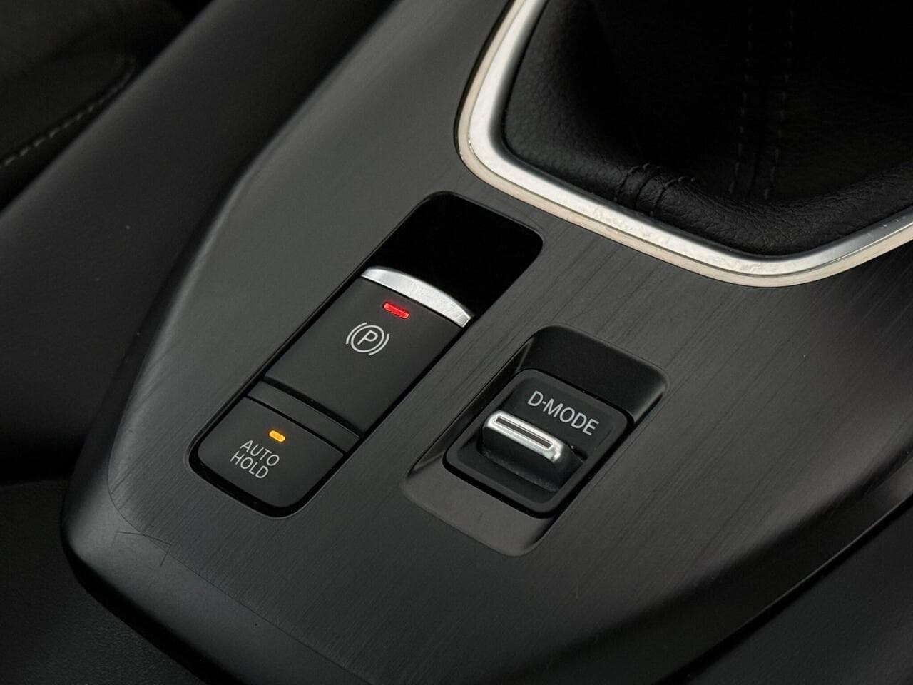 Nissan Qashqai thumbnail Misc Controls