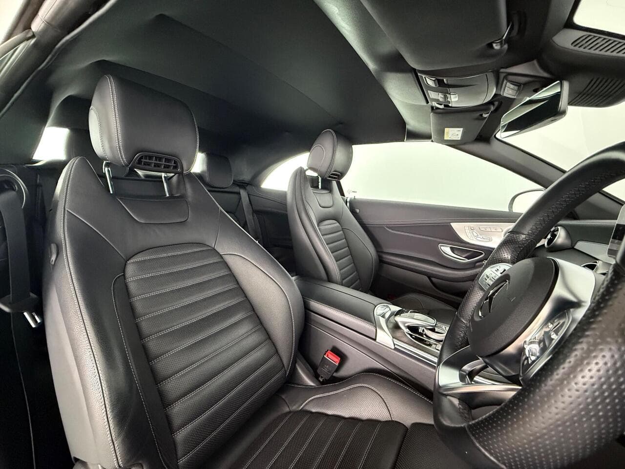 Mercedes-Benz C Class thumbnail Seat Driver