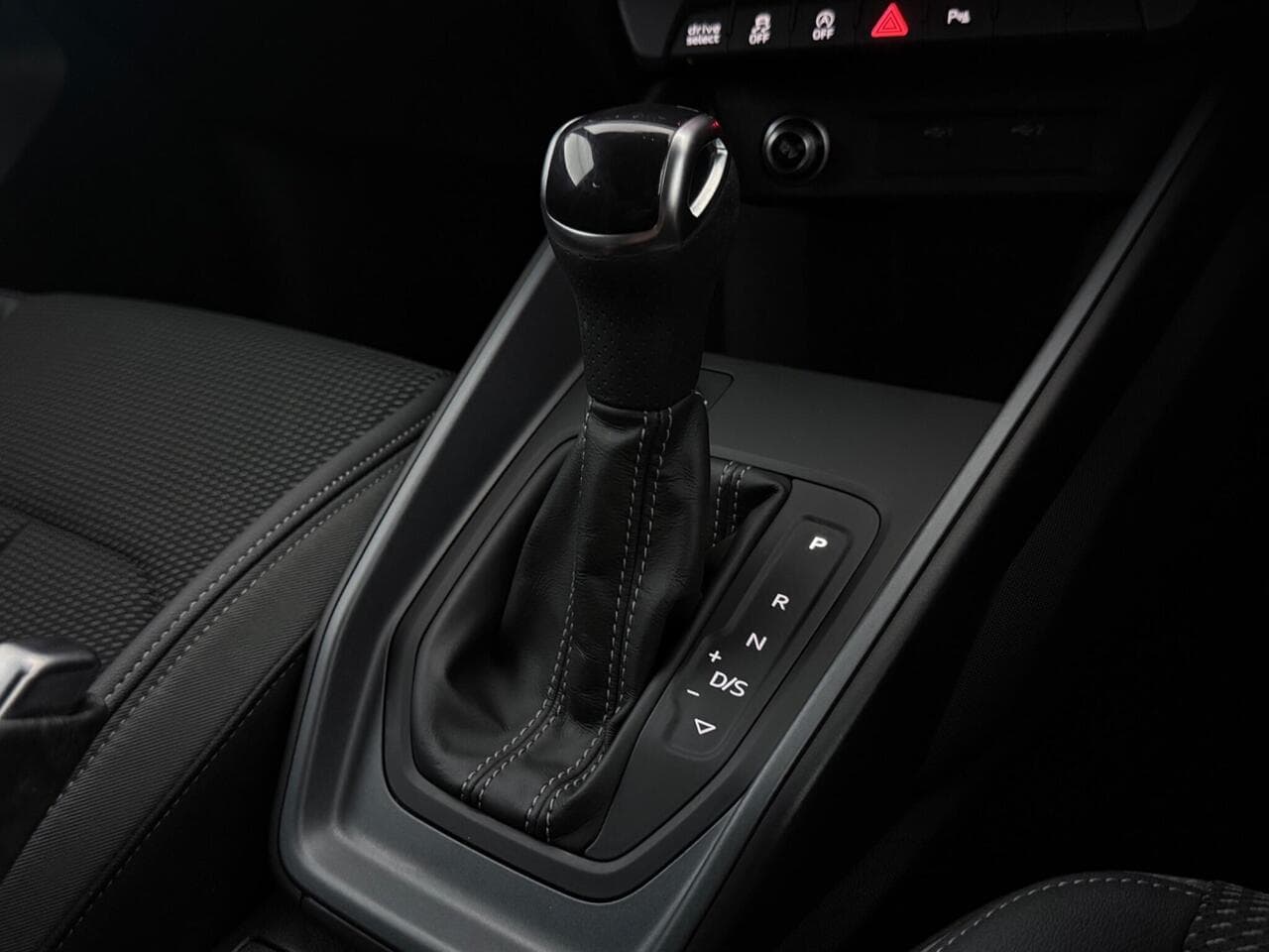 Audi A1 thumbnail Interior Front